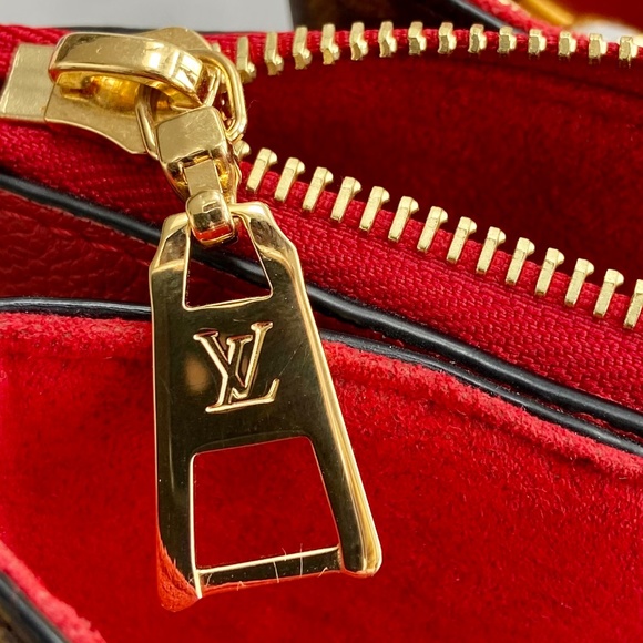 Authentic LOUIS VUITTON bag - Picture 8 of 10